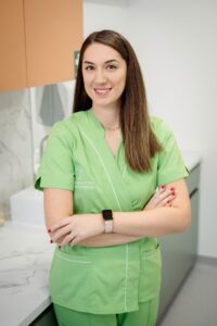 Medic stomatolog la Clinica Dr. Toma, Lunca Cetățuii